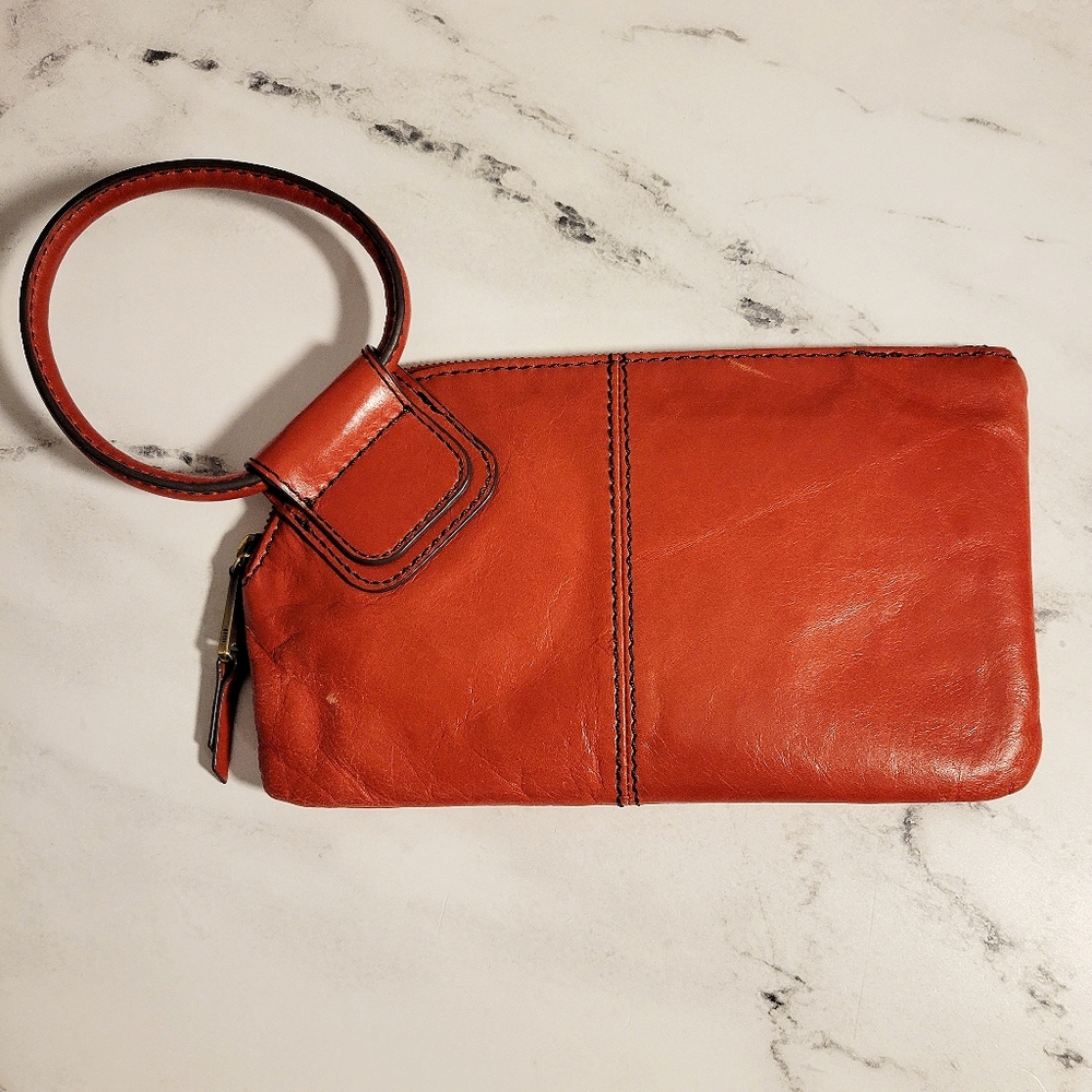 HOBO Red/Orange-ish Leather 'Sable' Wristlet With Wanderlust Lining